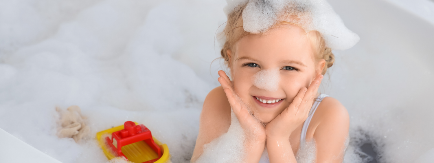 Fiorley’s pH-balanced and sulfate-free natural shampoo being used for a gentle, family-safe bath time, supporting total scalp health for kids and adults.